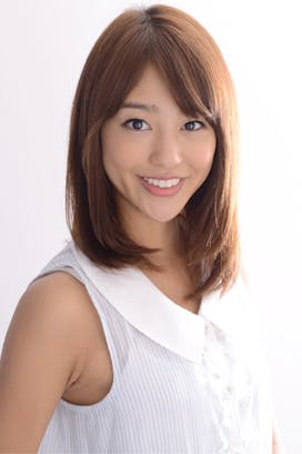 岡副 麻希
